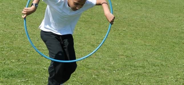 sports-day-2014-hoop-relay-2