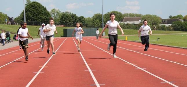 sports-day-19th-may-2014-track-races078