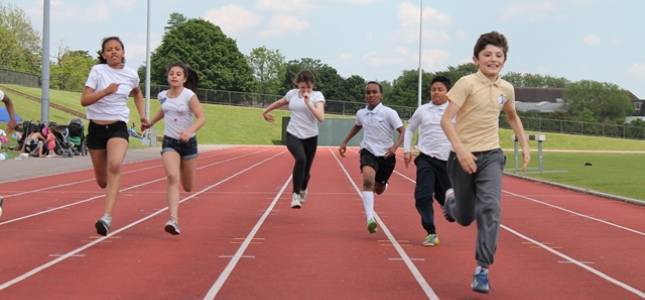 sports-day-19th-may-2014-track-races086